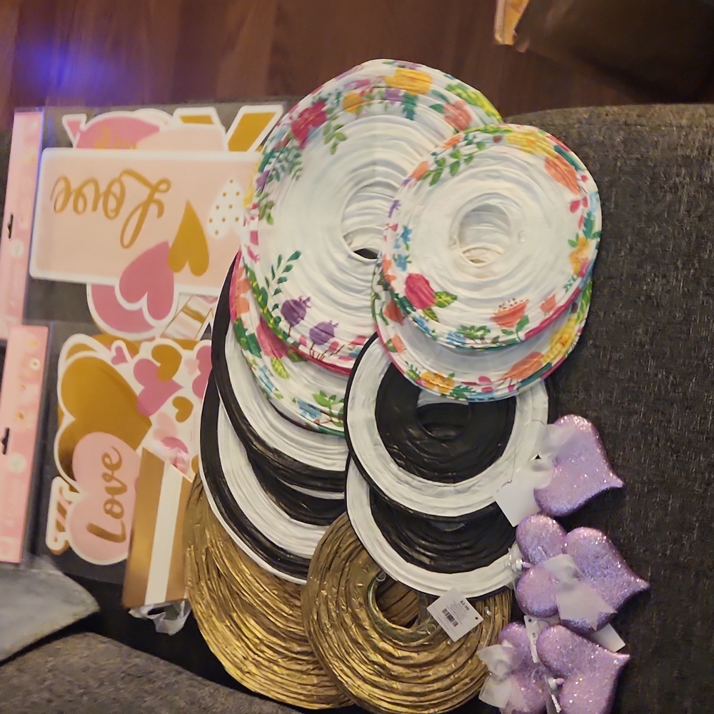 Bridal shower decorations